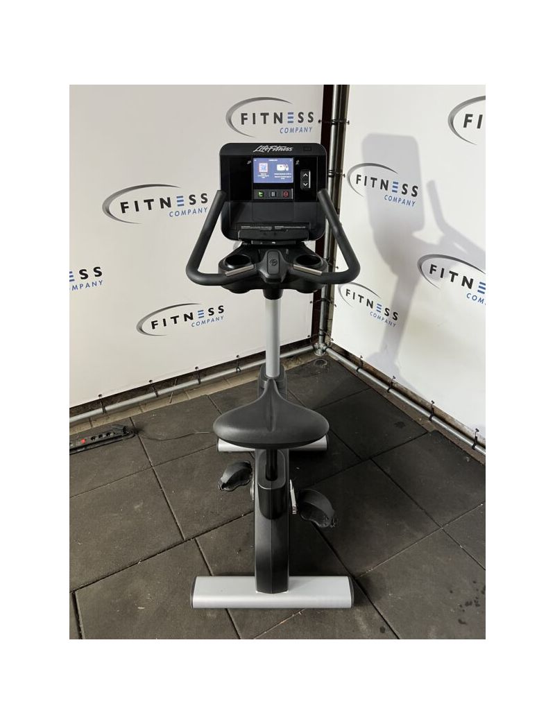 Life Fitness Integrity Upright Bike | Cardio