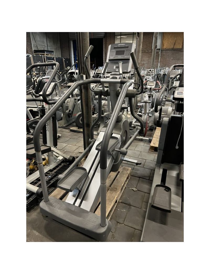 Life Fitness Summit Trainer 95LE