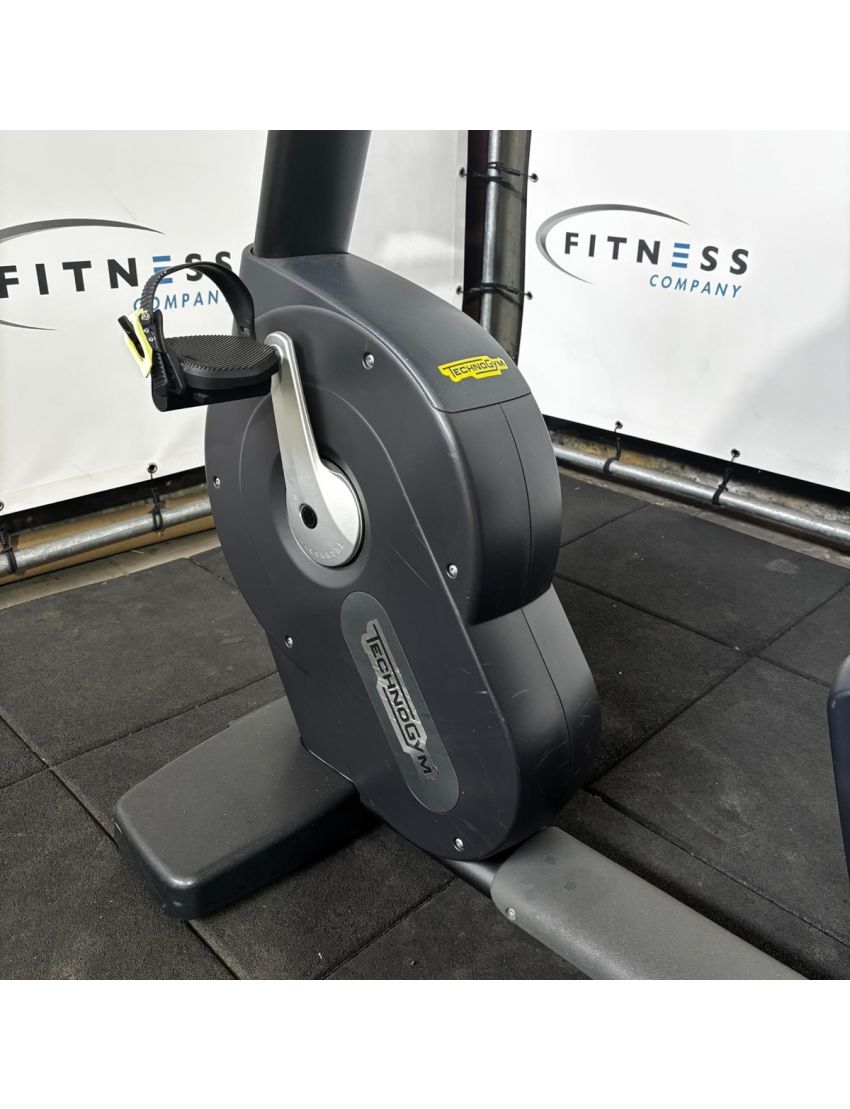 Technogym Excite 700 Recumbent Bike