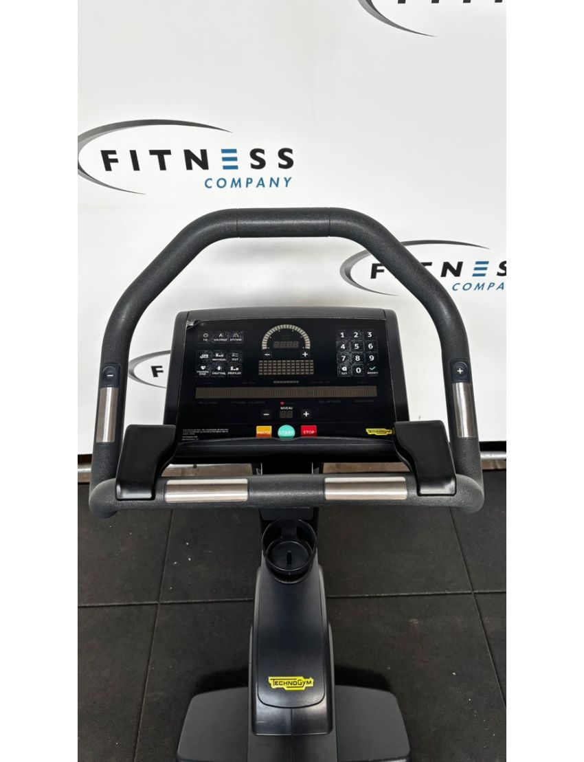 Technogym upright Bike Excite 1000 LED |hometrainer
