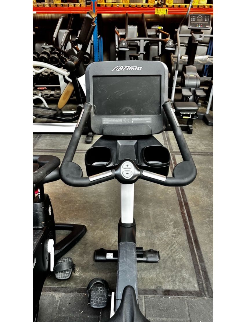 Life Fitness Upright Bike 95C wit