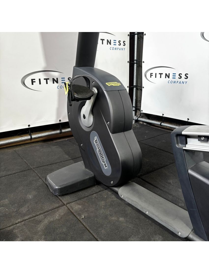 Technogym Excite Recline Bike 700 LCD | recumbent bike | zit fiets