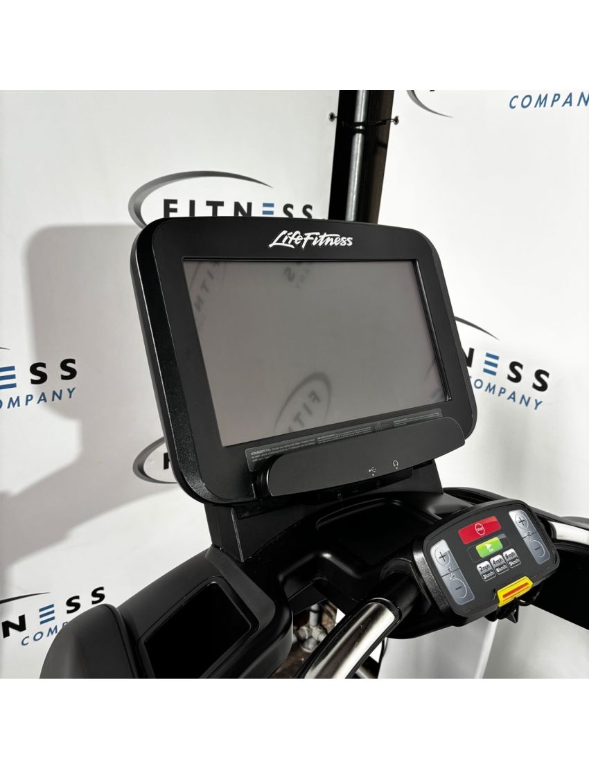Life Fitness Loopband 95T Discover SE3HD wit