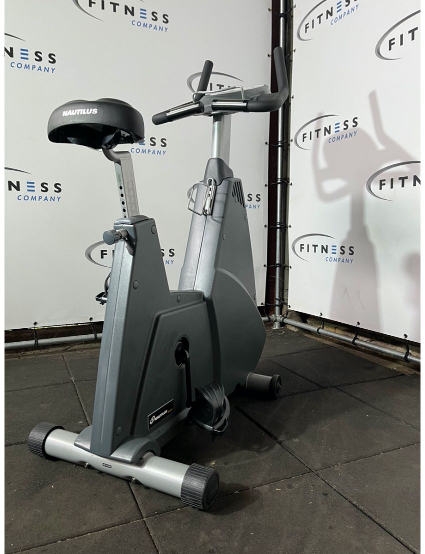 Nautilus NB3000 Upright Bike | Cardio