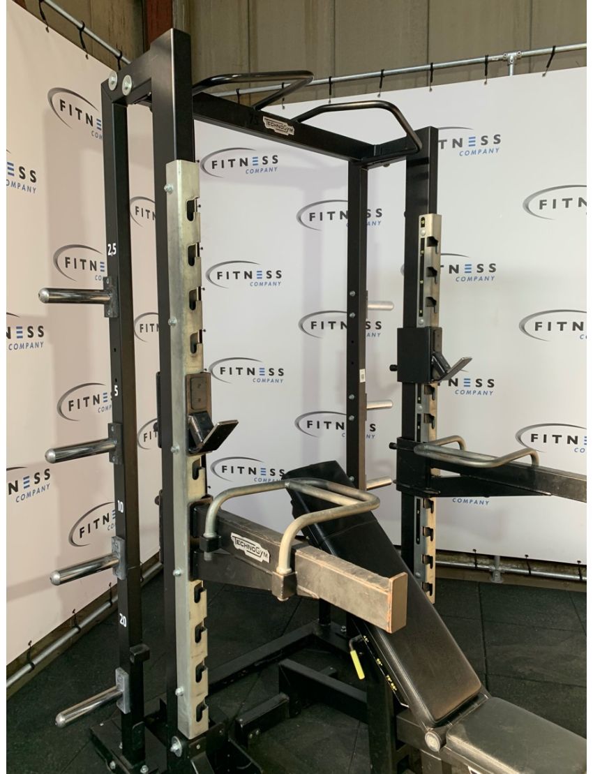 Technogym Pure Strength | Olympic Half Rack | Power Rack |