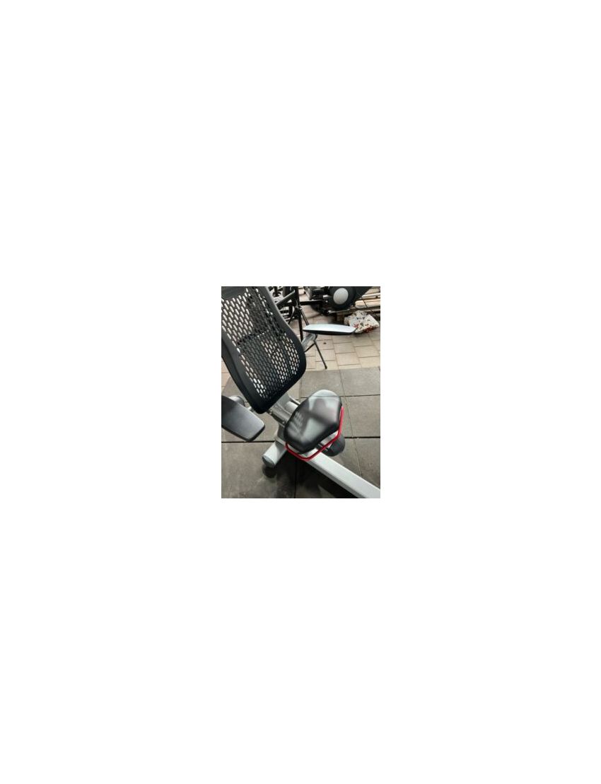 STAR TRAC 8RB RECUMBENT BIKE