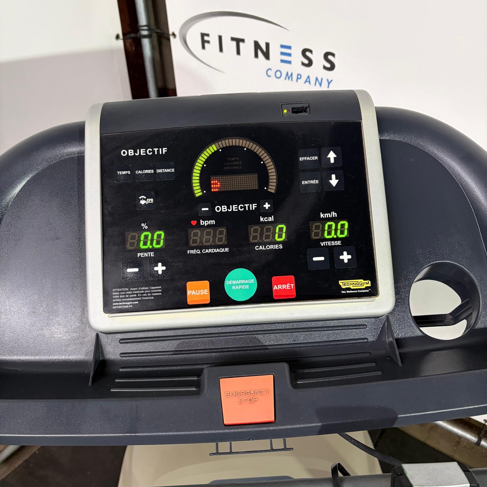 Technogym - Jog 500 - Loopband - Afbeelding 3