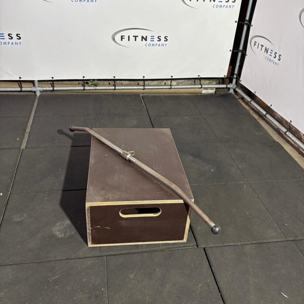 Alternative view of Lat pull stang