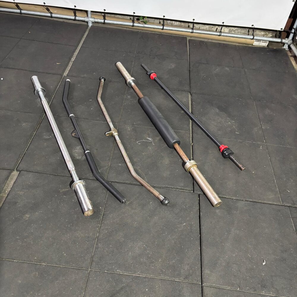 Alternative view of Set met diverse stangen