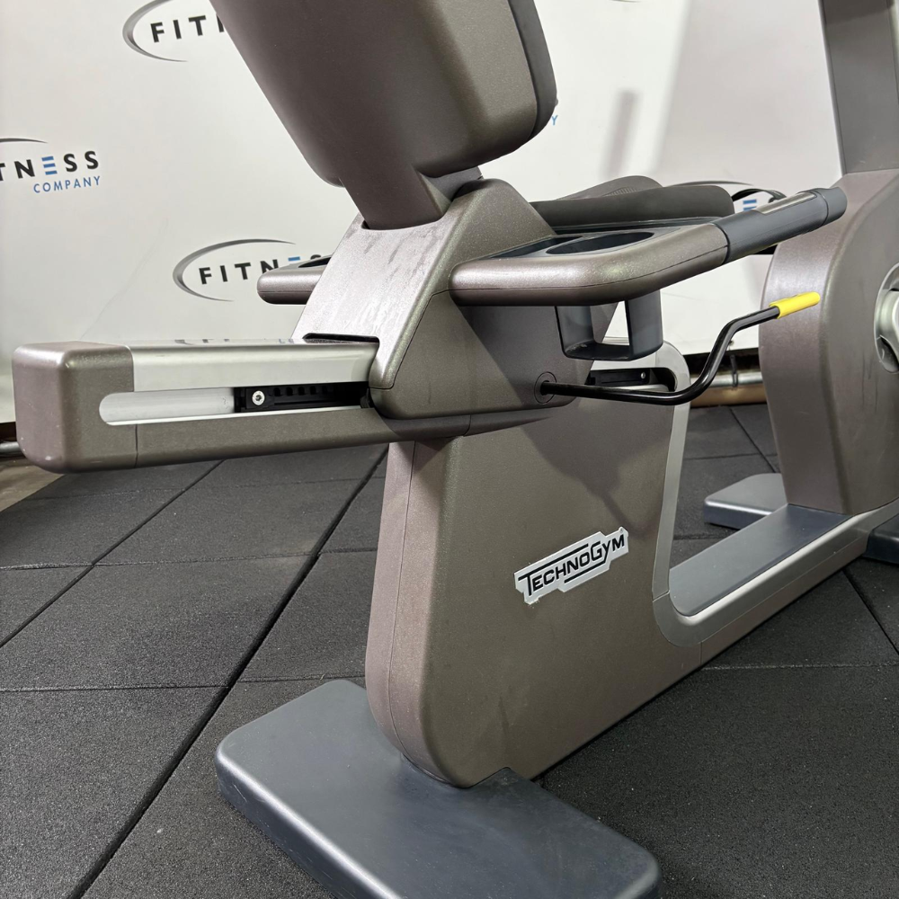 Technogym - Recline Artis Unity 3.0 - Recumbent Bike - Carbon Grey - Afbeelding 6